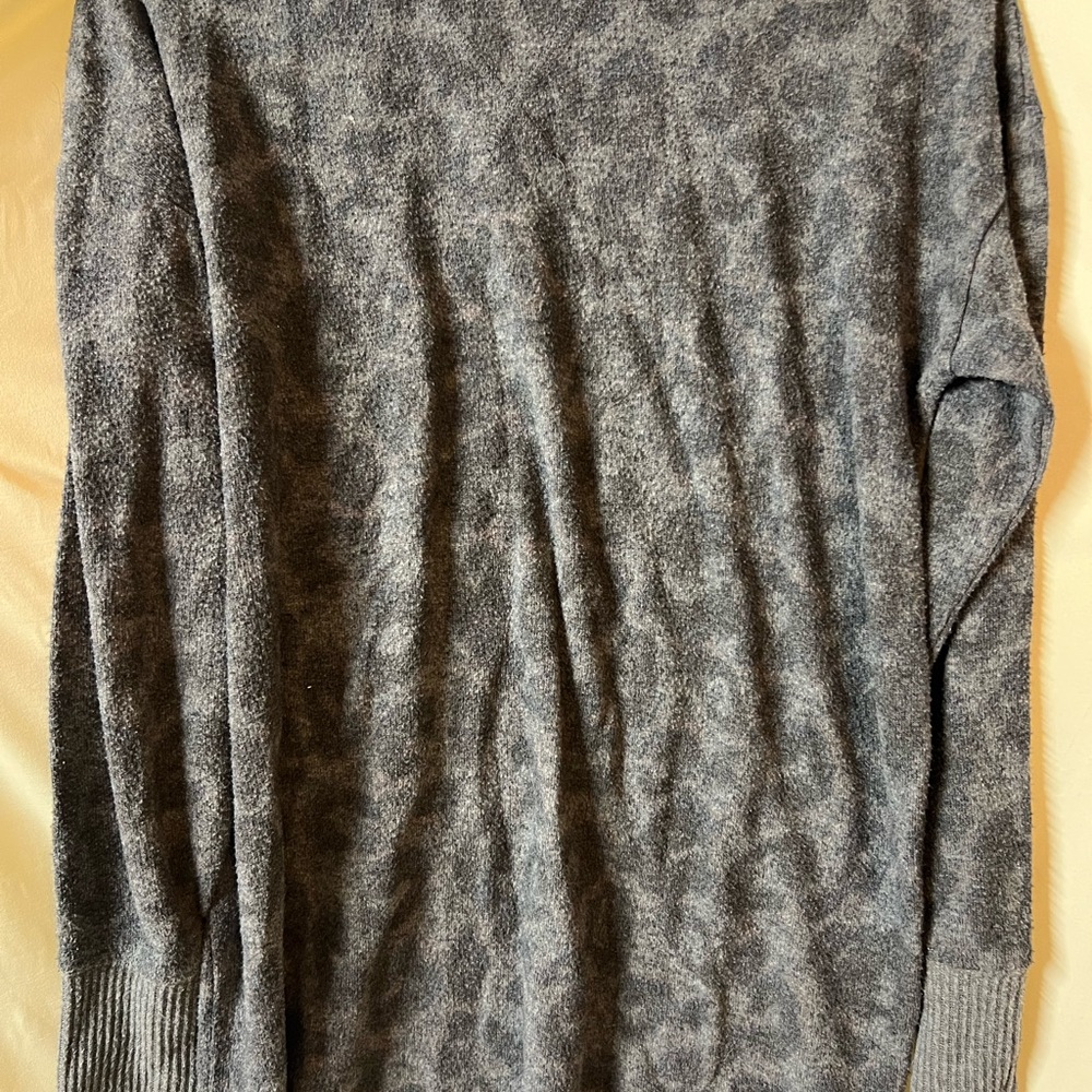Olive & Oak Gray Crewneck Sweater Lightweight Knit
